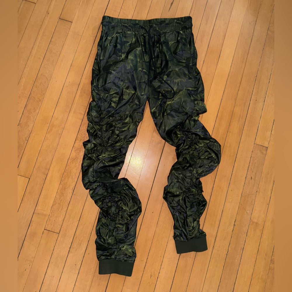 AKIRA Green Camouflage Joggers